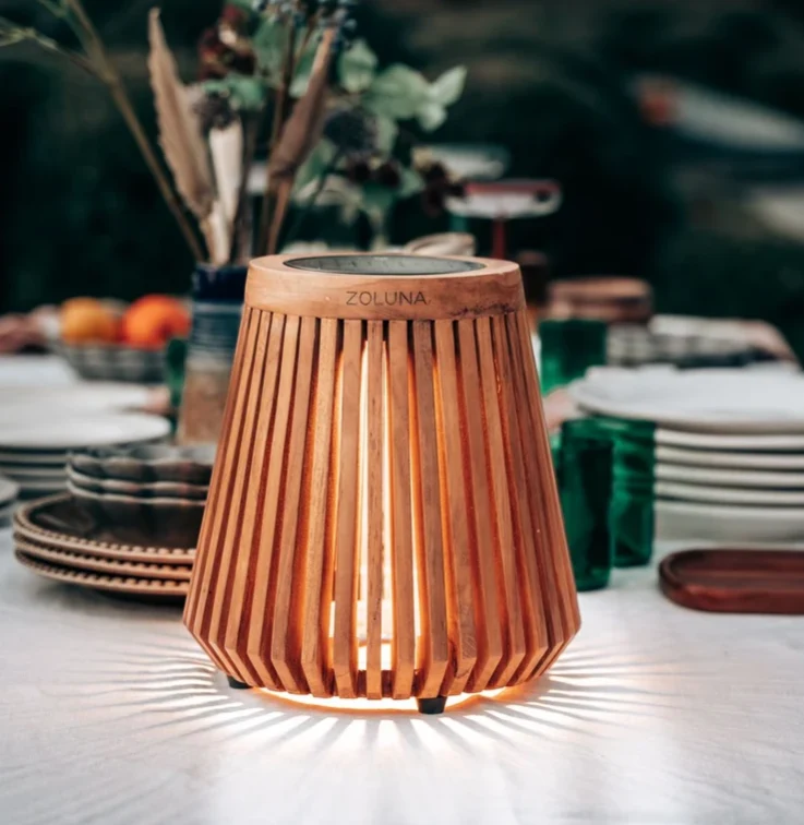 Zoluna productvideo: solar lamp in sfeervolle setting
